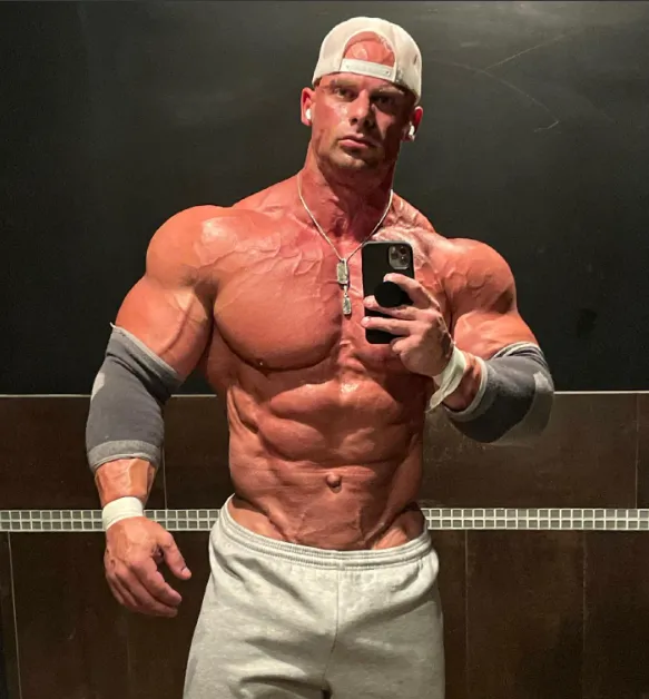 Joey Swoll Height, Age, Net Worth, Relationship, Instagram, Career & More