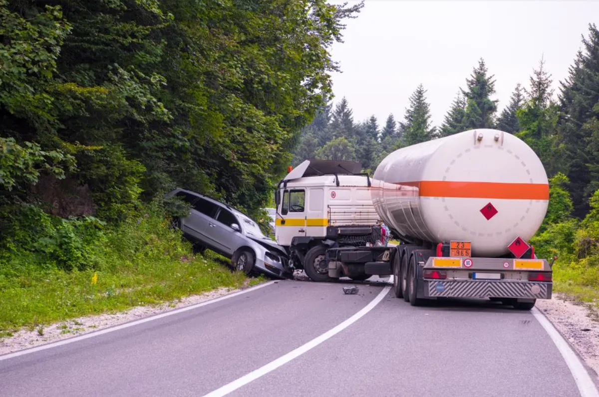 Why New York Truck Accident Cases Require an Investigation That Starts Within Hours of the Crash