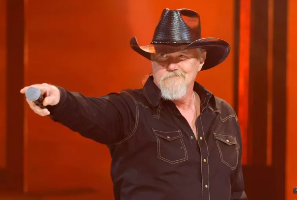 Trace Adkins Height, Age, Net Worth, Wife, Career, Family & More