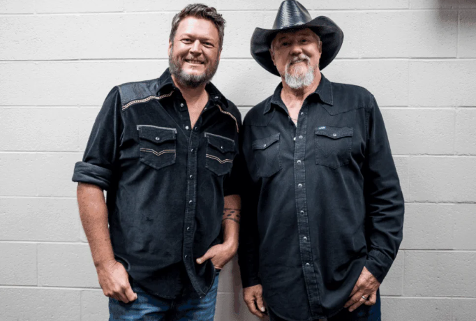 Trace Adkins Height, Age, Net Worth, Wife, Career, Family & More